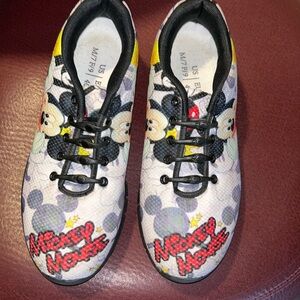 Mickey Mouse sneakers m/7 F/9 size
